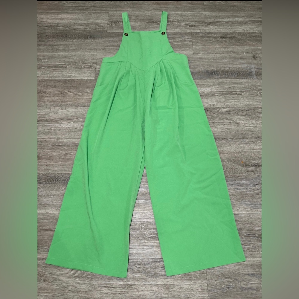 Green overall jumpsuit size XL
